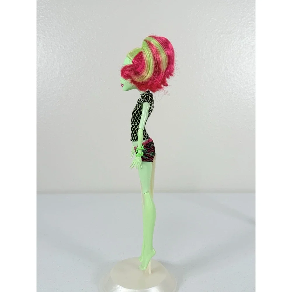 Monster High Fangtastic Fitness Venus McFlytrap Doll Rare No Stretchband Or Shoe